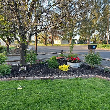 We Put The 'Fun' In Your Stay! Walla Walla Exterior foto
